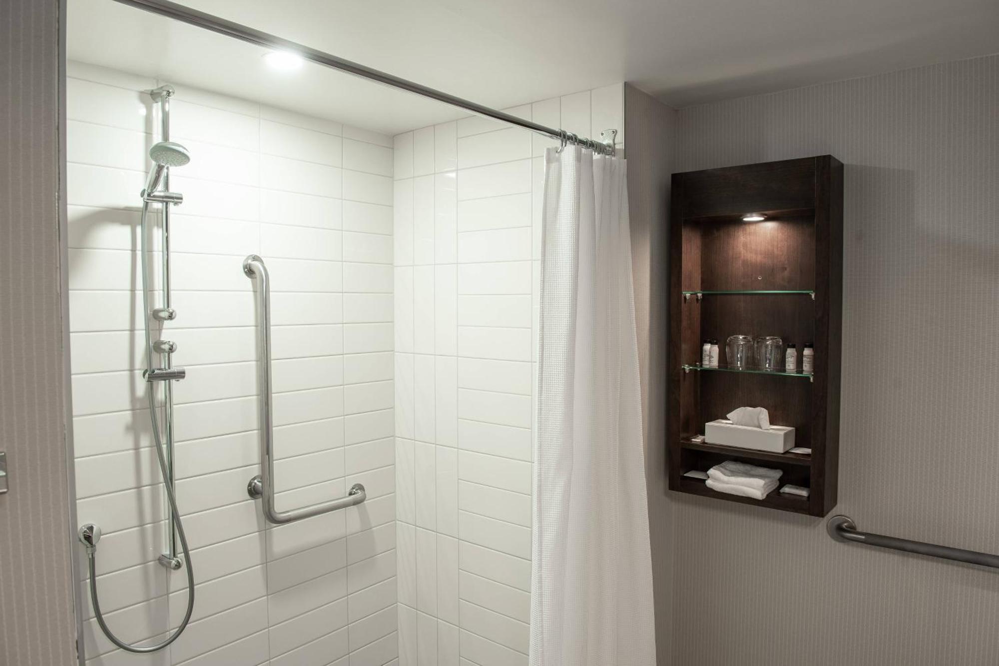 Delta By Marriott Conference Centre 4*
